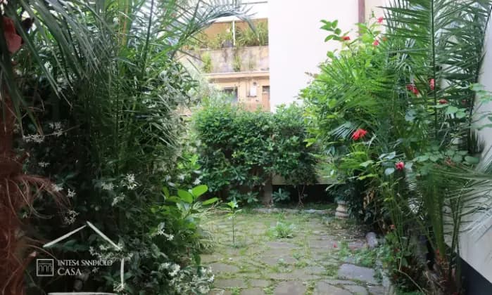 Rexer-Rapallo-Appartamento-sul-porto-di-Rapallo-con-grande-giardino-Giardino