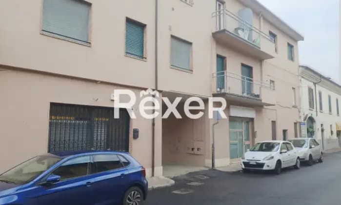 Rexer-Castegnato-Palazzina-a-reddito-Terrazzo