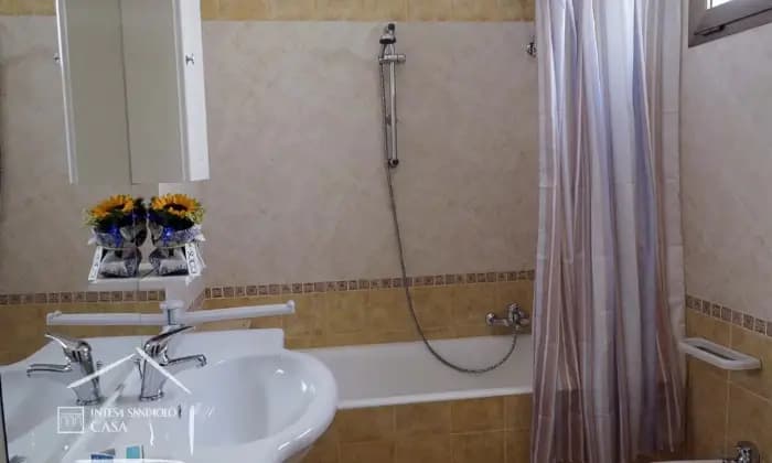 Rexer-Gallipoli-Appartamento-duplex-ad-uso-ricettivoabitazione-privata-Bagno