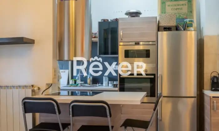 Rexer-Brescia-Trilocale-mq-con-balcone-cantina-e-posto-auto-Cucina