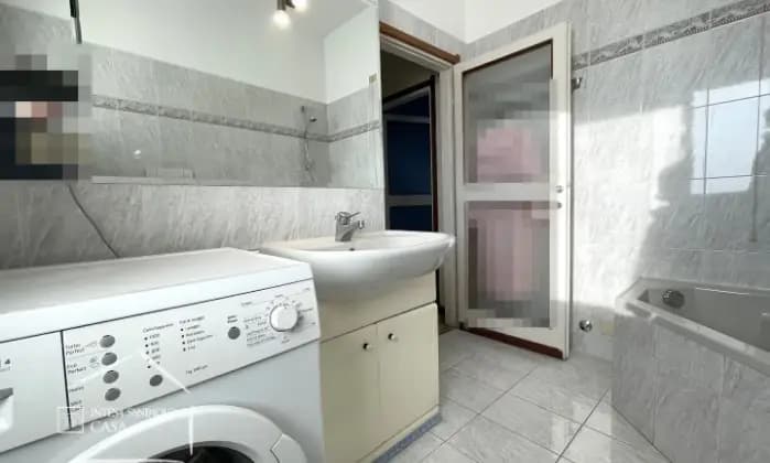 Rexer-Mozzo-Mozzo-via-Lecco-Appartamento-mq-con-terrazzo-box-auto-singolo-e-solaio-Bagno