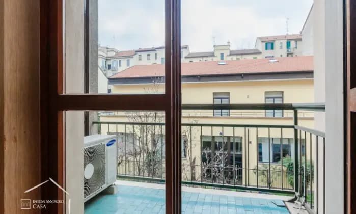 Rexer-Bergamo-Via-Moroni-Appartamento-mq-Possibilit-acquisto-box-autoTerrazzo