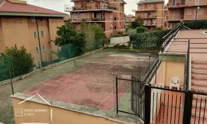 Rexer-Roma-Nuovo-Salario-Appartamento-ristrutturato-mq-con-terrazza-giardino-cantina-e-posto-auto-Terrazzo