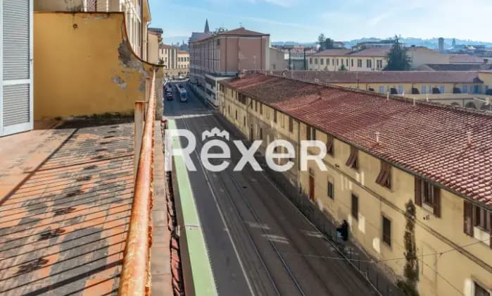 Rexer-Firenze-Santa-Maria-Novella-porzione-di-palazzina-composta-da-tre-appartamenti-Terrazzo