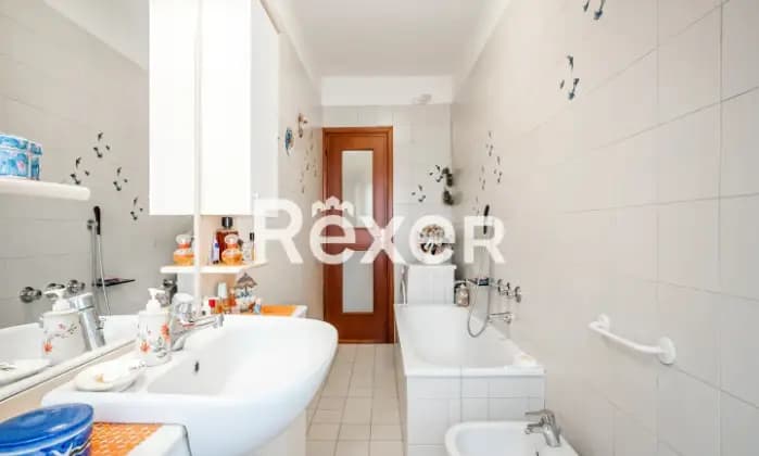 Rexer-Chieri-Appartamento-in-palazzina-ristrutturata-Bagno