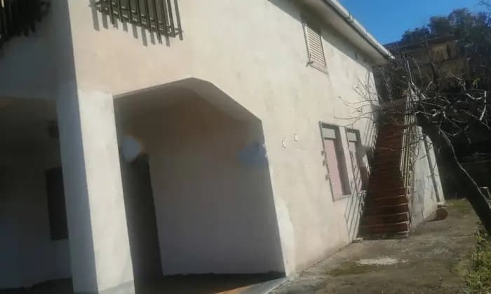 Rexer-Adrano-Villa-plurifamiliare-Contrada-San-Giuseppe-Calcerana-Adrano-Terrazzo
