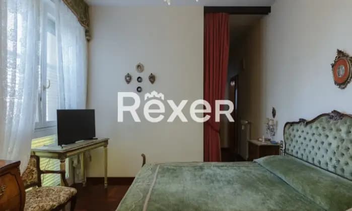 Rexer-Bologna-NUDA-PROPRIETA-Attico-CameraDaLetto
