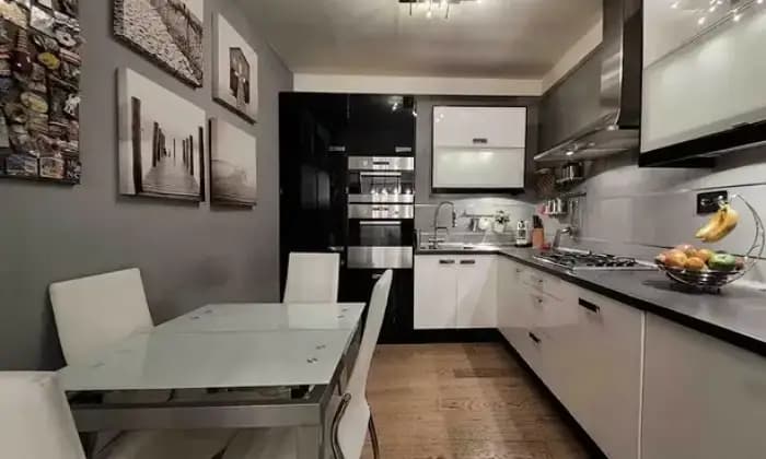 Rexer-Roma-Appartamento-in-villa-Cucina