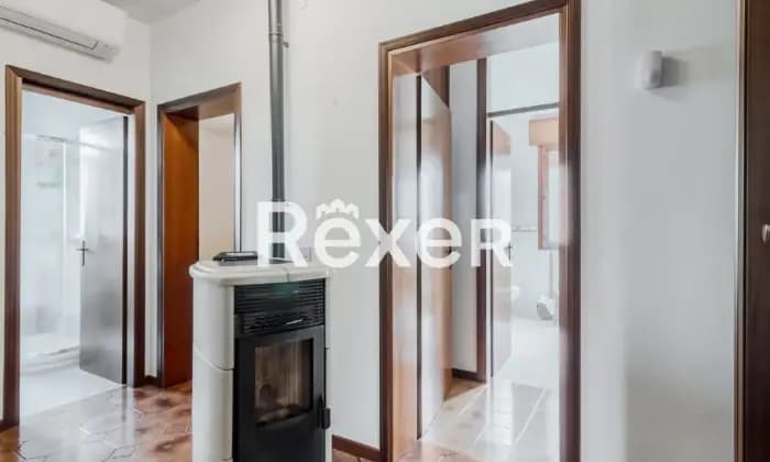 Rexer-Abano-Terme-Villa-singola-mq-con-terrazzo-e-giardino-Altro