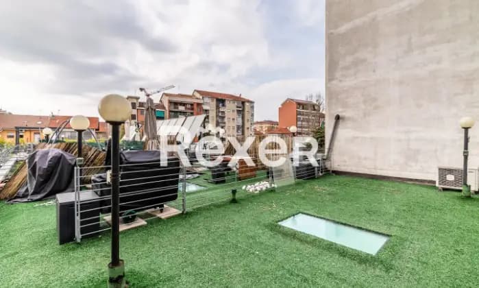 Rexer-Torino-Loft-di-recente-costruzione-Giardino