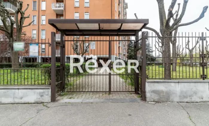 Rexer-Torino-Quadrilocale-piano-alto-con-cantina-e-box-auto-Terrazzo