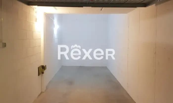 Rexer-Milano-Santa-Rita-Tobagi-Naviglio-Grande-Box-auto-mq-soppalcabile-Altro