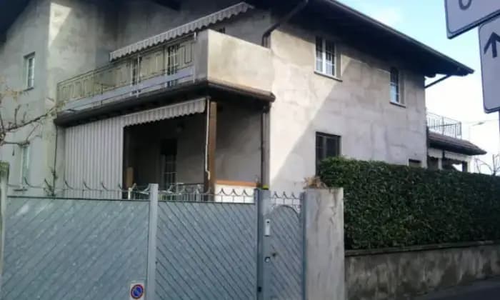 Rexer-Azzano-San-Paolo-Villa-in-vendita-in-via-Piave-a-Azzano-San-Paolo-Terrazzo