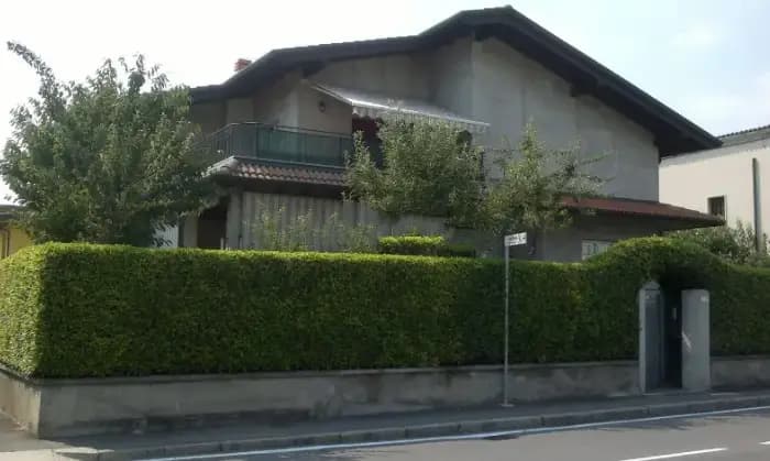 Rexer-Azzano-San-Paolo-Villa-in-vendita-in-via-Piave-a-Azzano-San-Paolo-Terrazzo