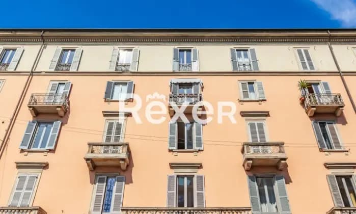 Rexer-Milano-Trilocale-da-ristrutturare-mq-al-primo-ed-ultimo-piano-Terrazzo