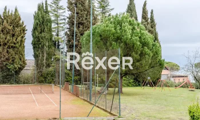 Rexer-Desenzano-del-Garda-Trilocale-ultimo-piano-in-residence-con-piscine-e-campo-da-tennis-Giardino