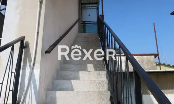 Rexer-Concorezzo-Trilocale-indipendente-Terrazzo