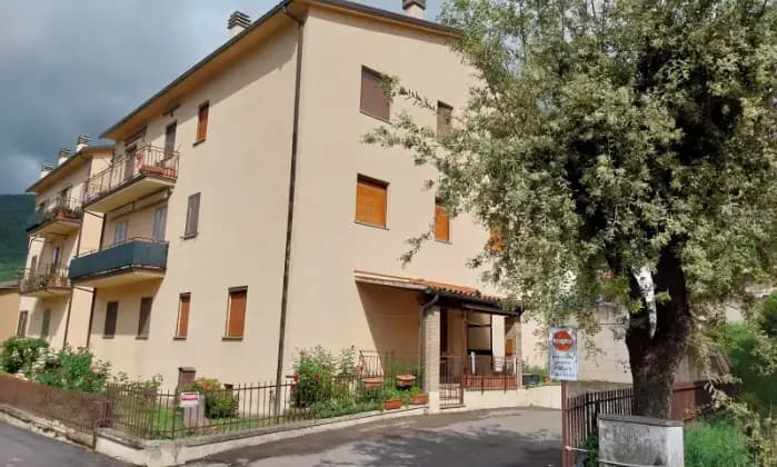 Rexer-Montecchio-Vendita-Appartamento-via-Piano-Posi-MontecchioTerni-Terrazzo