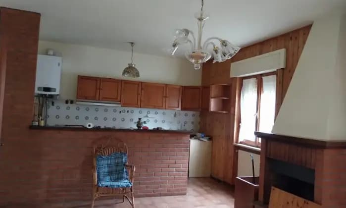 Rexer-Montecchio-Vendita-Appartamento-via-Piano-Posi-MontecchioTerni-Cucina