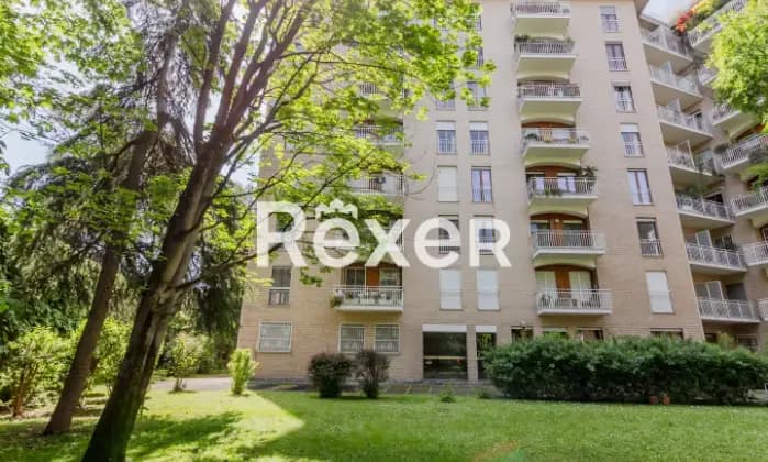 Rexer-Milano-Isola-Appartamento-di-cinque-locali-completamente-ristrutturato-Giardino
