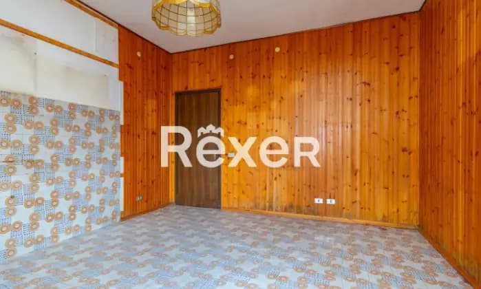 Rexer-Foss-Casa-bifamiliare-da-ristrutturare-con-garage-e-giardino-Altro
