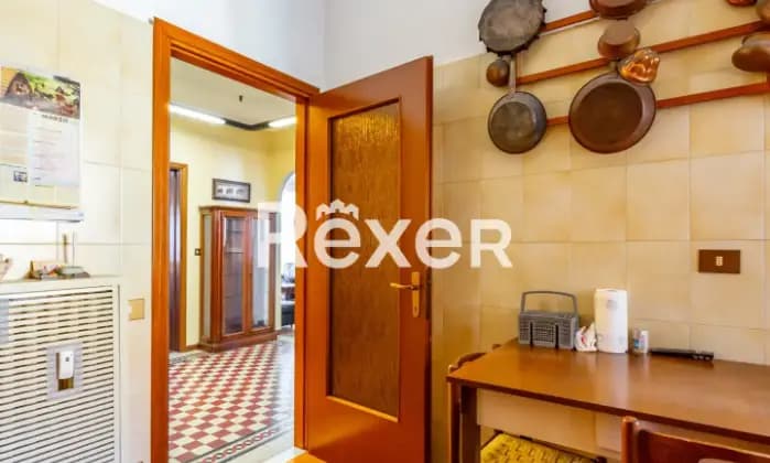 Rexer-Milano-Via-Arona-Appartamento-mq-Cucina