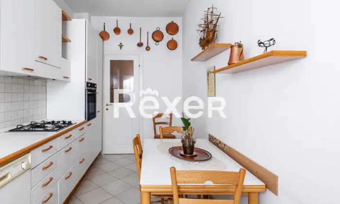 Rexer-Torino-Appartamento-nella-Casa-degli-Specchi-Cucina