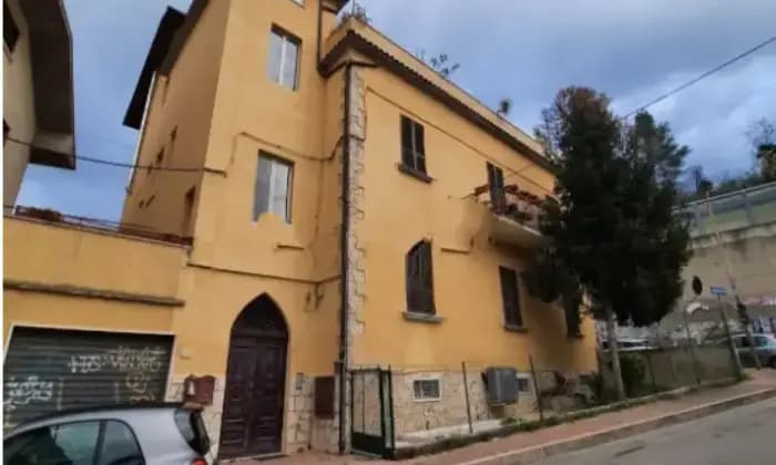 Rexer-Ascoli-Piceno-Vendesi-appartamento-in-Via-Pio-Semproni-Ascoli-Piceno-Terrazzo