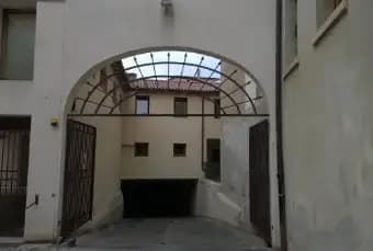 Rexer-Bassano-del-Grappa-Affitto-di-garage-in-via-orazio-marinali-Bassano-del-Grappa-BOXGARAGE