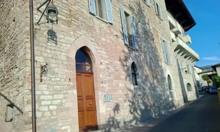 Rexer-Assisi-Trilocale-via-Metastasio-ALTRO