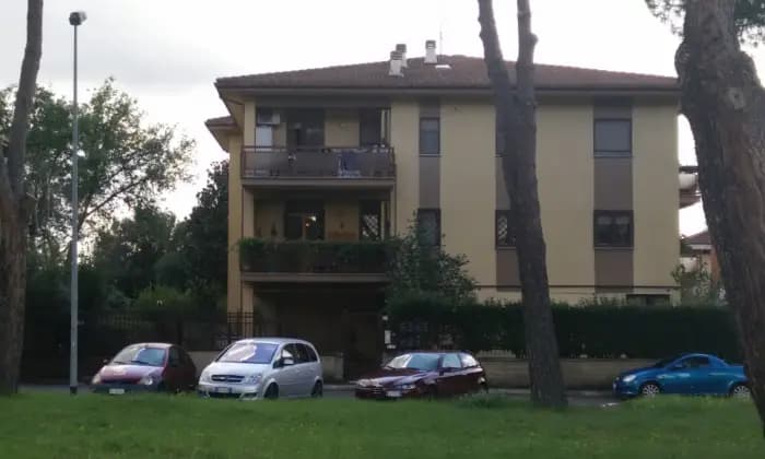 Rexer-Tivoli-Appartamento-Villa-Adriana-Consorzio-Pisoni-con-box-auto-ALTRO