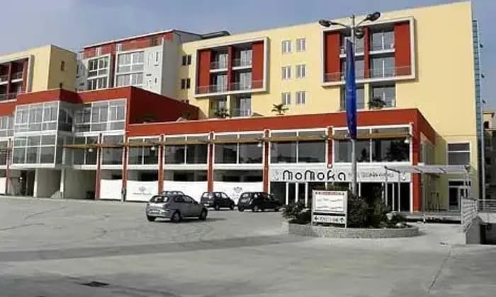 Rexer-Caserta-Nuovo-appartamentoUfficio-piano-basso-GARAGE