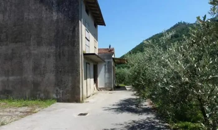 Rexer-Cantagallo-Villa-in-vendita-in-via-Bologna-Cantagallo-ALTRO